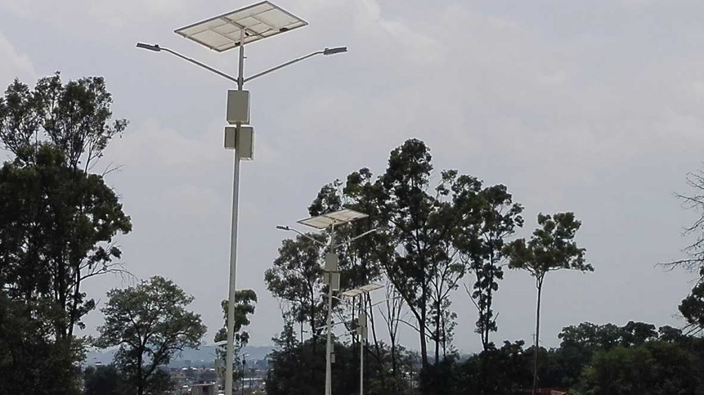 postes solares para ranchos 1